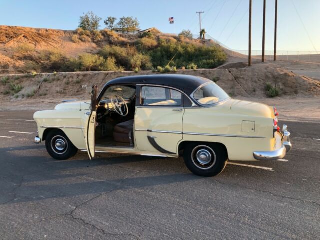 1953 Tan Chevrolet Bel Air/150/210 Coupe