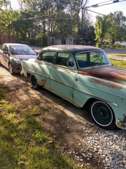 1953 Green Chevrolet Bel Air/150/210 Sedan