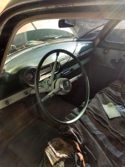 1953 Green Chevrolet Bel Air/150/210 Sedan