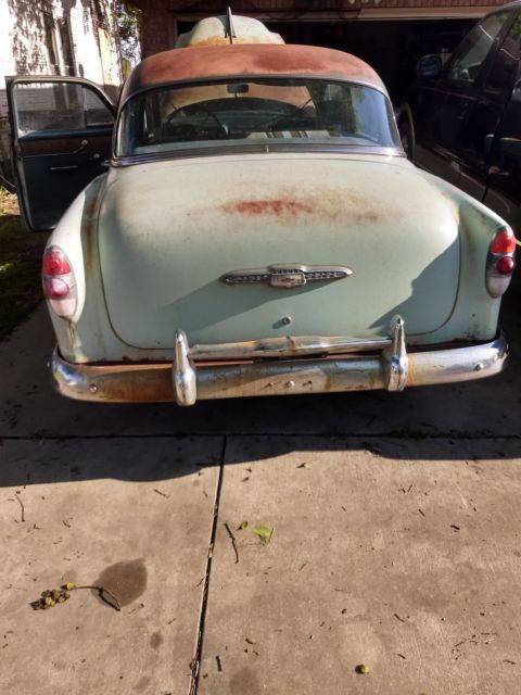 1953 Green Chevrolet Bel Air/150/210 Sedan