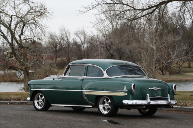 1953 Green Chevrolet Bel Air/150/210