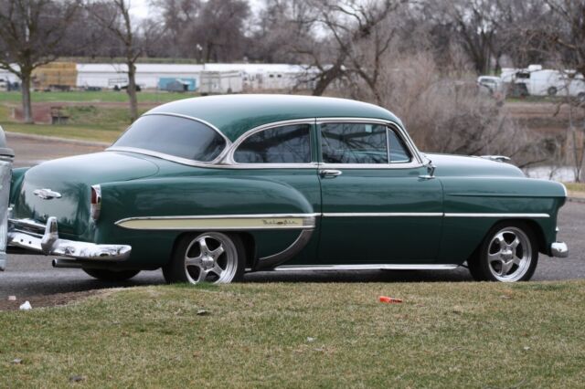 1953 Green Chevrolet Bel Air/150/210