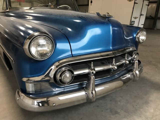 1953 BLUE AND SILVER FLAKE Chevrolet Bel Air/150/210 Coupe