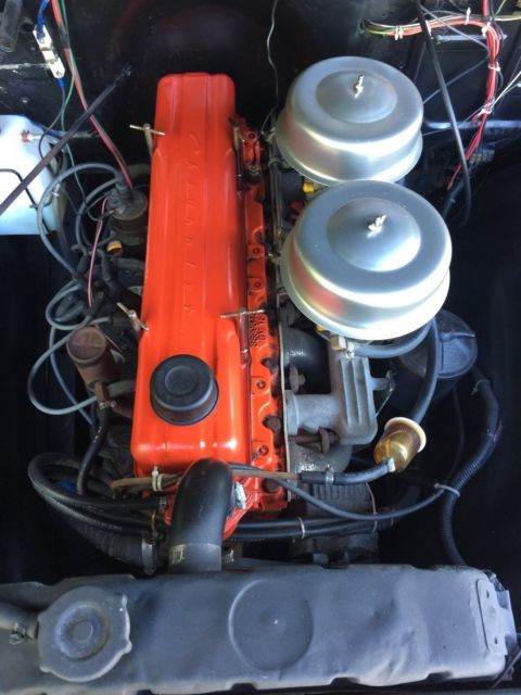 1953 Grey and silver Chevrolet Suburban SUV