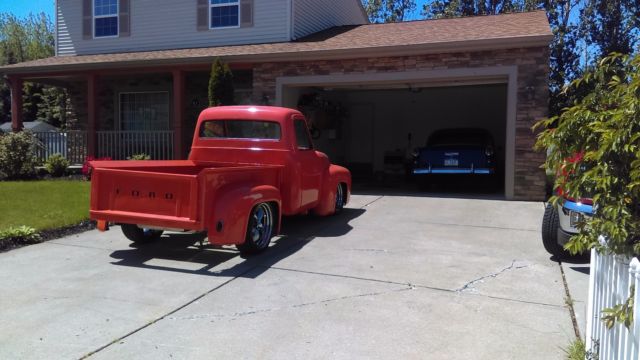 1953 Orange Ford F-100