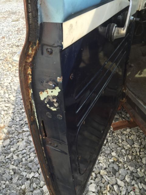 1953 Black Ford F-250 Cab & Chassis