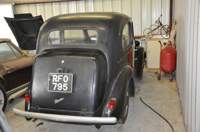 1953 Black Ford Anglia 2 dr