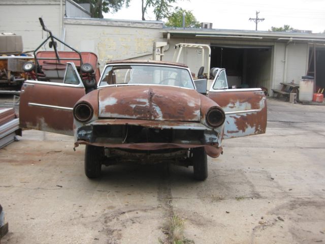1953 Ford Sunliner