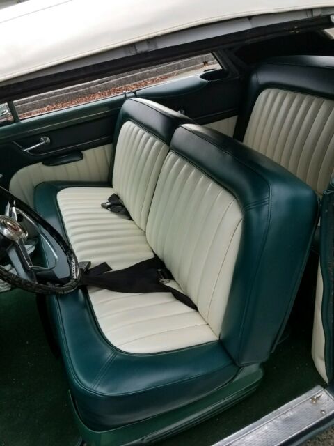 1953 mint green Ford Customline Coupe