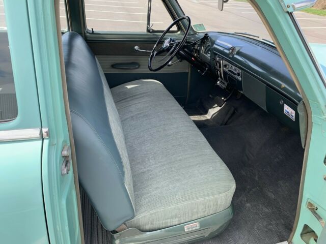 1953 Green Ford Customline Sedan
