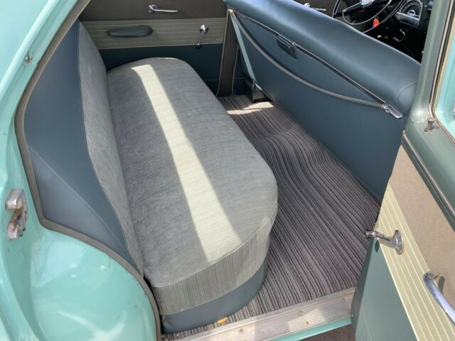 1953 Green Ford Customline Sedan