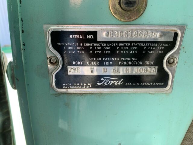 1953 Green Ford Customline Sedan