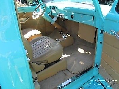 1953 Blue Ford F-100 Pickup Truck