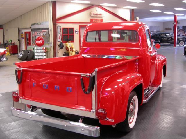 1953 Ford F-100 Truck