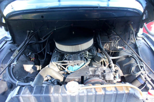 1953 Blue Ford F-100 Cab & Chassis