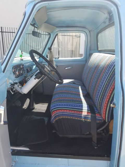 1953 Blue Ford F-100 Cab & Chassis