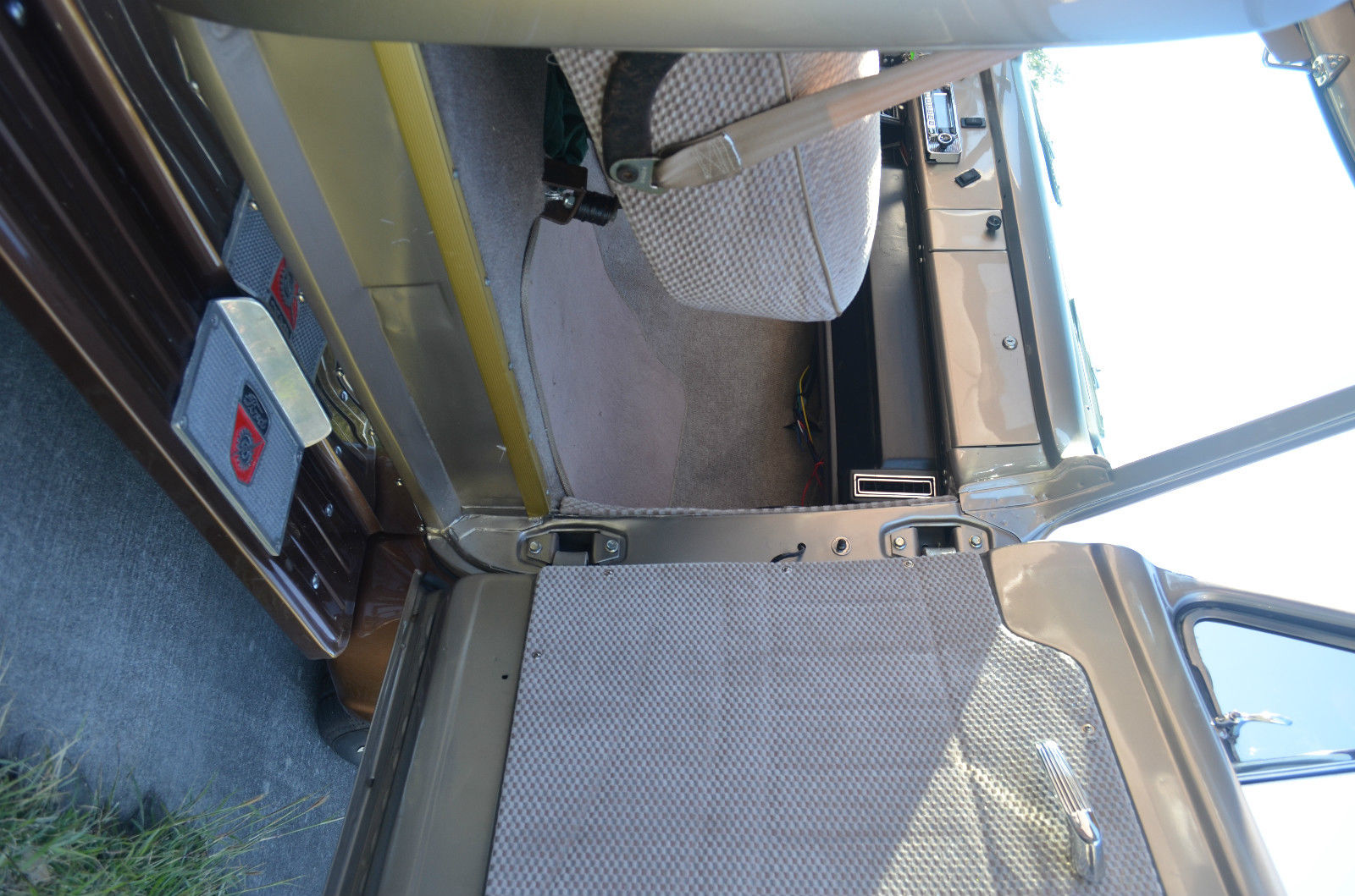 1953 ROOTBEER/CHAMPAGNE Ford F-100 Standard Cab Pickup