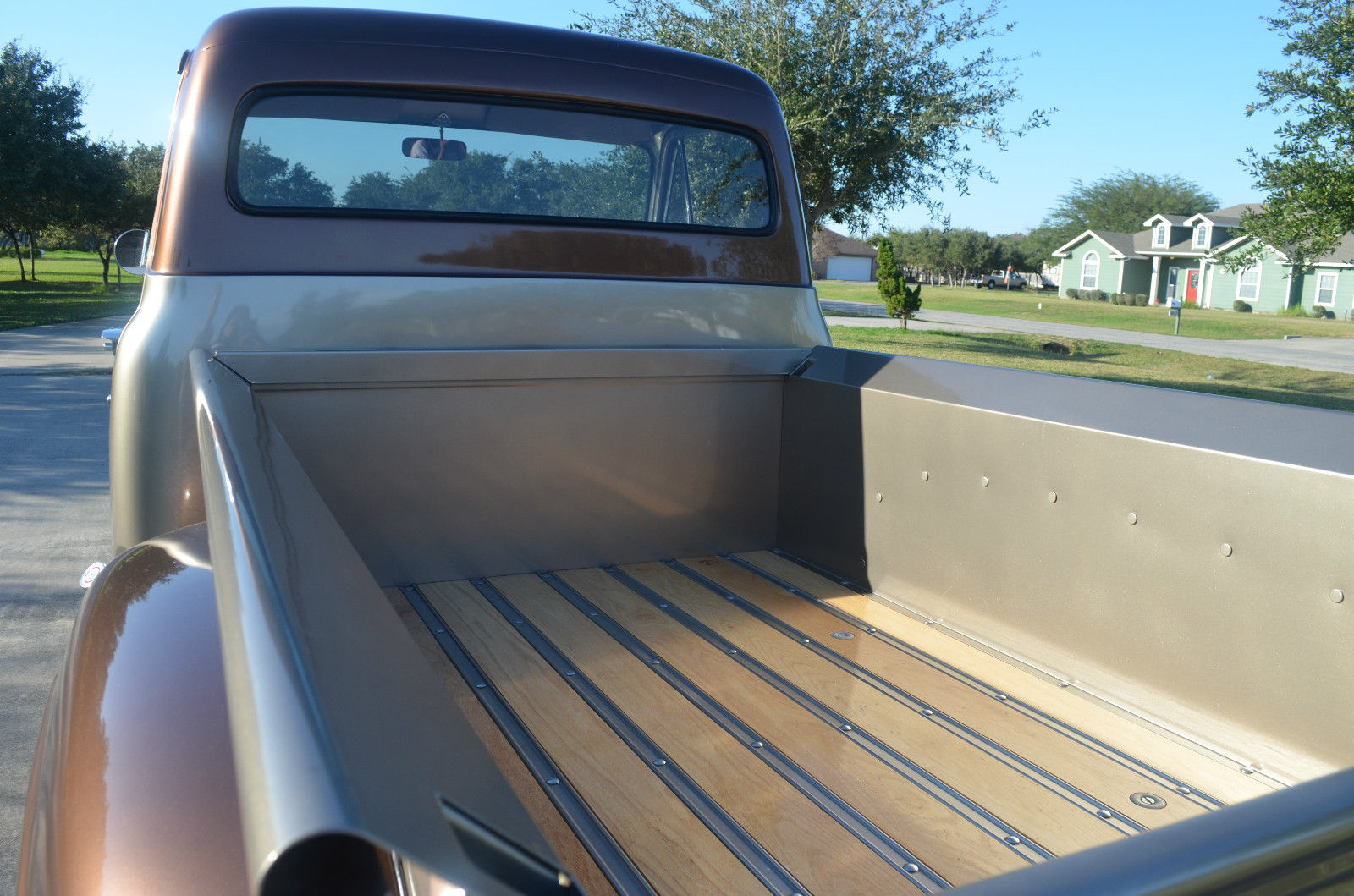 1953 ROOTBEER/CHAMPAGNE Ford F-100 Standard Cab Pickup