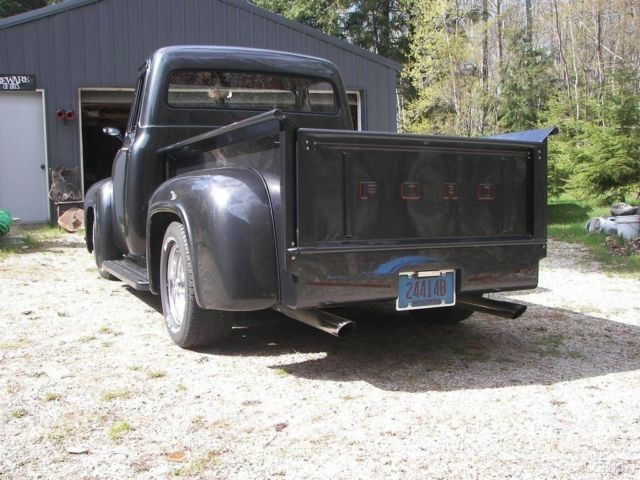1953 Black Ford F-100 Pickup Truck