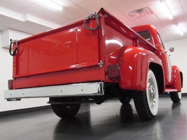 1953 Red Ford F-250 --