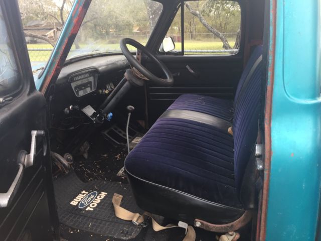 1953 Ford F-100 Standard Cab Pickup