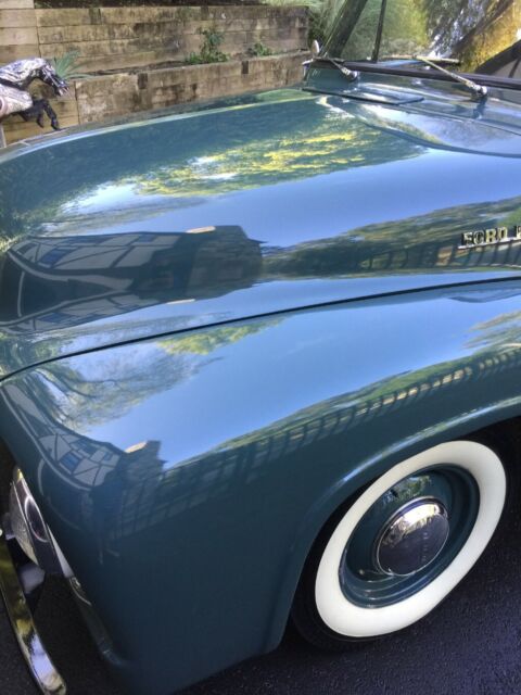 1953 Green Ford F-100 Cab & Chassis