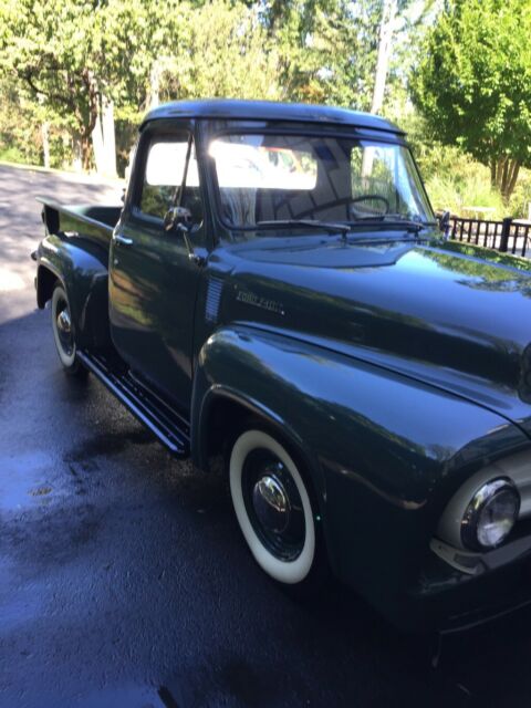 1953 Green Ford F-100 Cab & Chassis