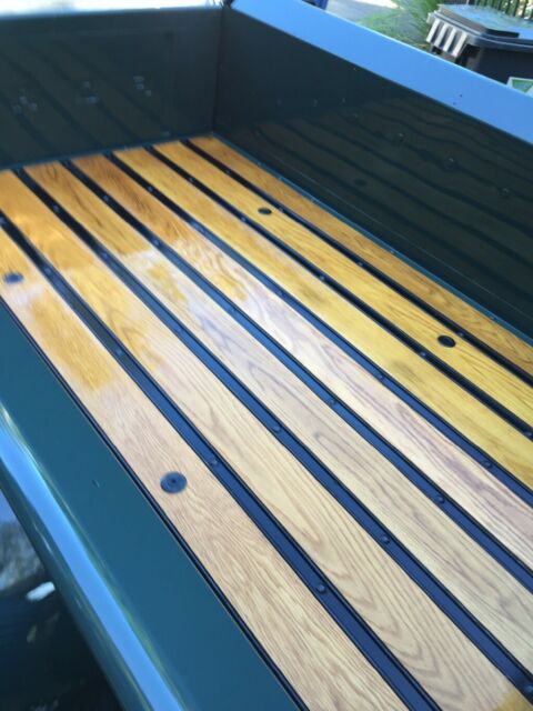 1953 Green Ford F-100 Cab & Chassis