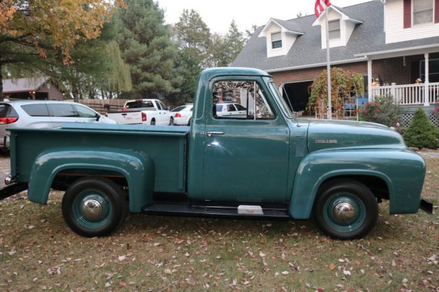 1953 Ford F-100 Crew Cab Pickup