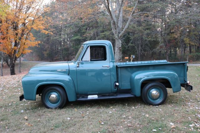 1953 Ford F-100 Crew Cab Pickup