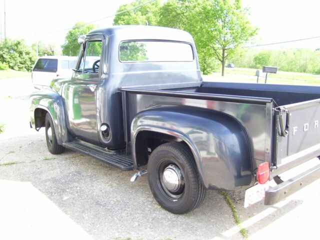 1953 Ford F-100