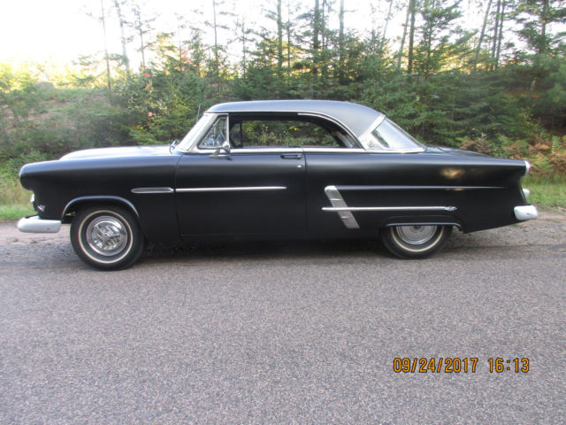 1953 Black and Silver Satin Ford Victoria Coupe 2drht
