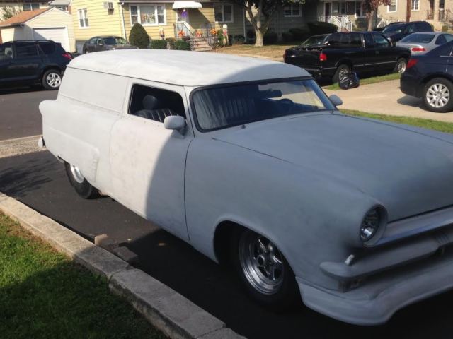 1953 Gray Ford Mustang Wagon