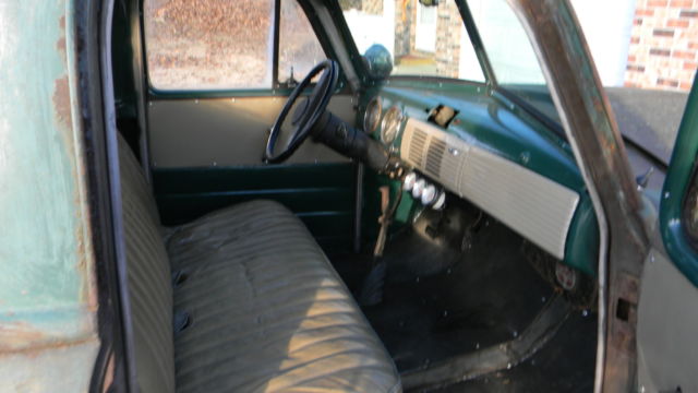 1953 Green /rust GMC 3100 Truck