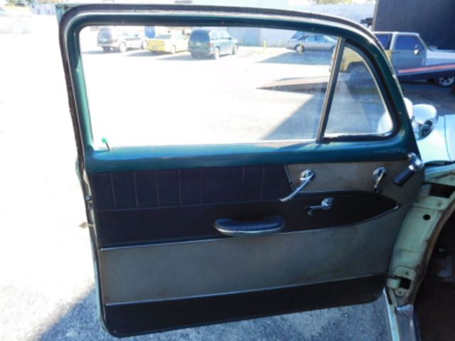1953 Green Chevrolet Bel Air/150/210 Sedan