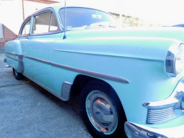 1953 Green Chevrolet Bel Air/150/210 Sedan