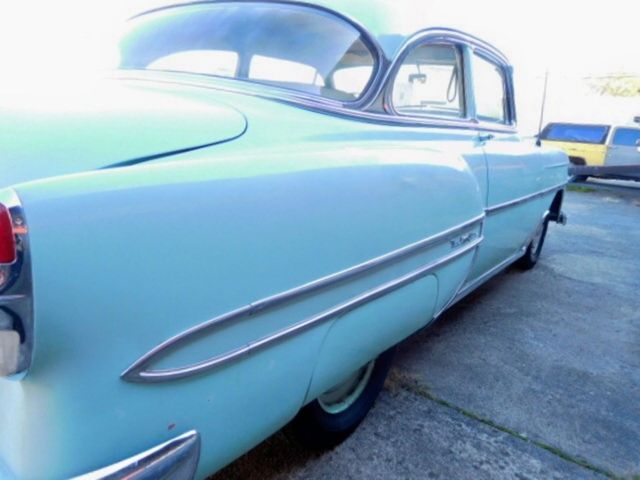 1953 Green Chevrolet Bel Air/150/210 Sedan