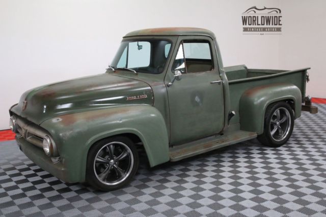 1953 Green Ford F100