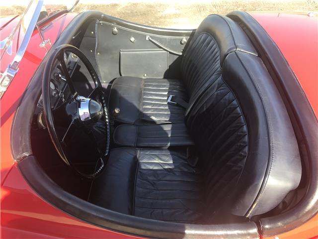 1953 -- Jaguar XK --