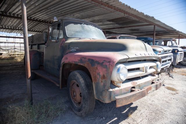 1953 Ford F-100