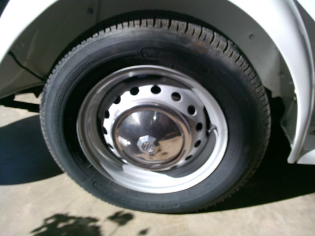 1953 White MG T-Series roadster