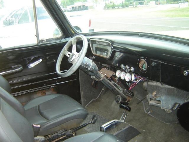 1953 Yellow Ford F-100 Pickup Truck