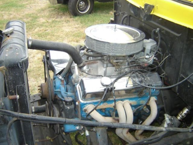 1953 Yellow Ford F-100 Pickup Truck