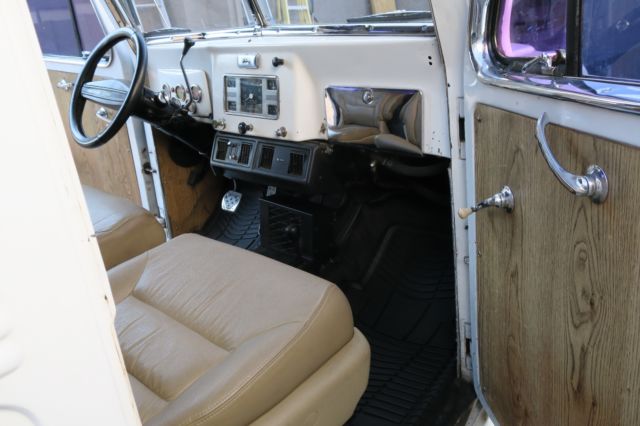 1953 White Willys Wagon Overland 4X4 Wagon