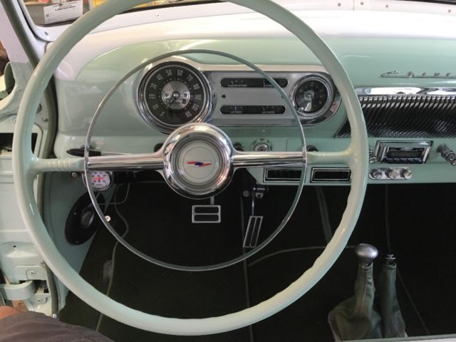 1954 Green/white Chevrolet Bel Air/150/210