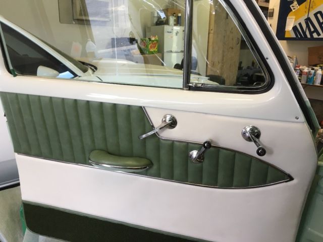 1954 Green/white Chevrolet Bel Air/150/210