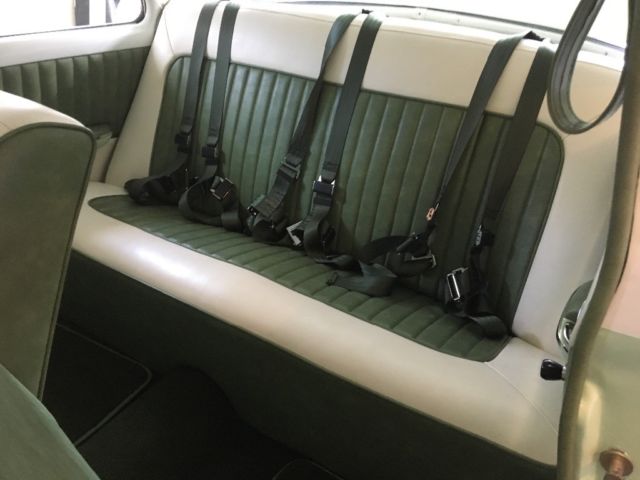 1954 Green/white Chevrolet Bel Air/150/210
