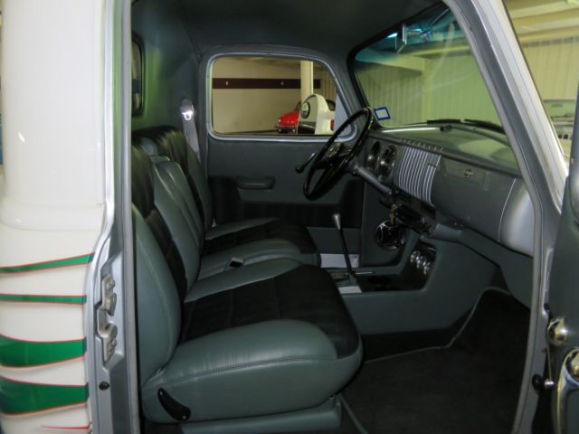 1954 Custon White ans Silver Chevrolet Other Pickups