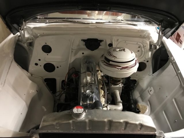 1954 White Chevrolet Bel Air/150/210 Sedan