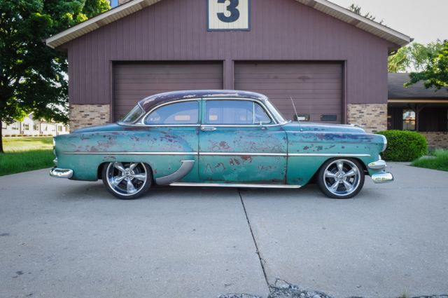 1954 Patina Chevrolet Bel Air/150/210 Coupe